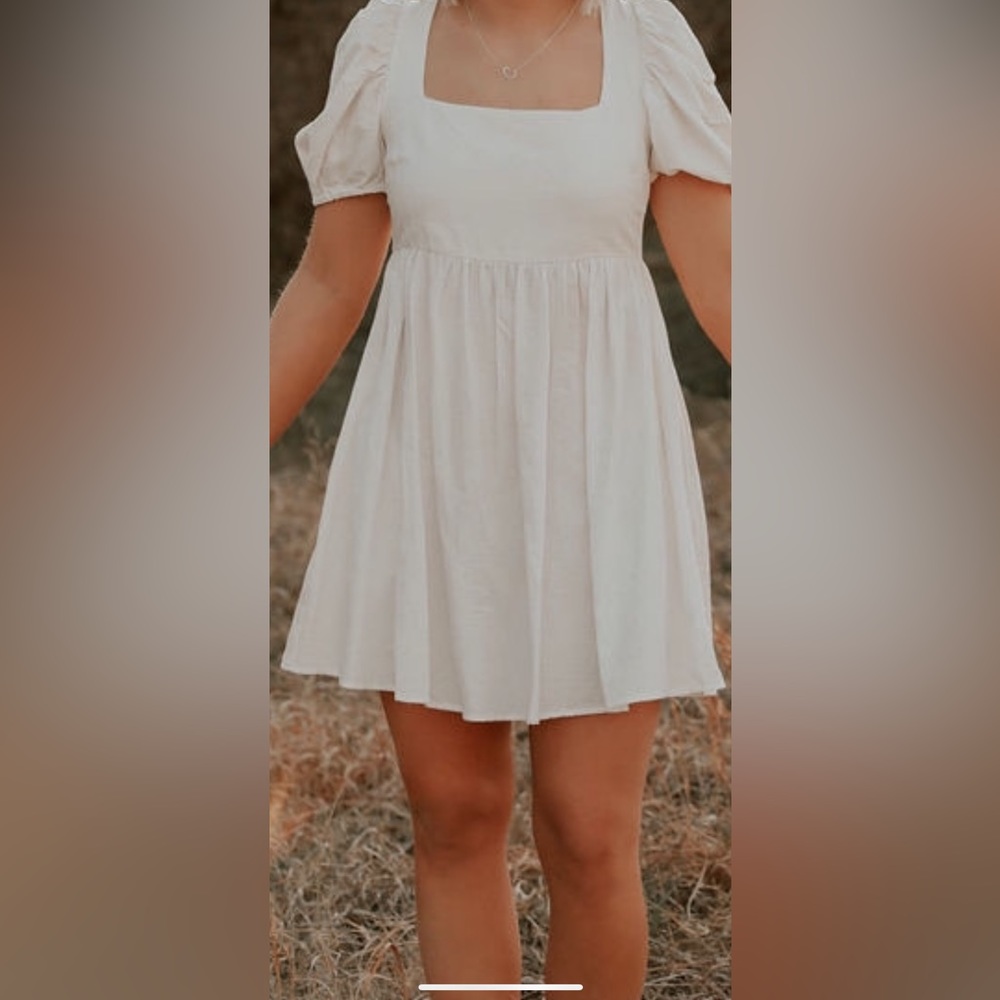 White dress with bow